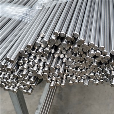 Barra in titanio Gr23 per impianti medici secondo ASTM F136